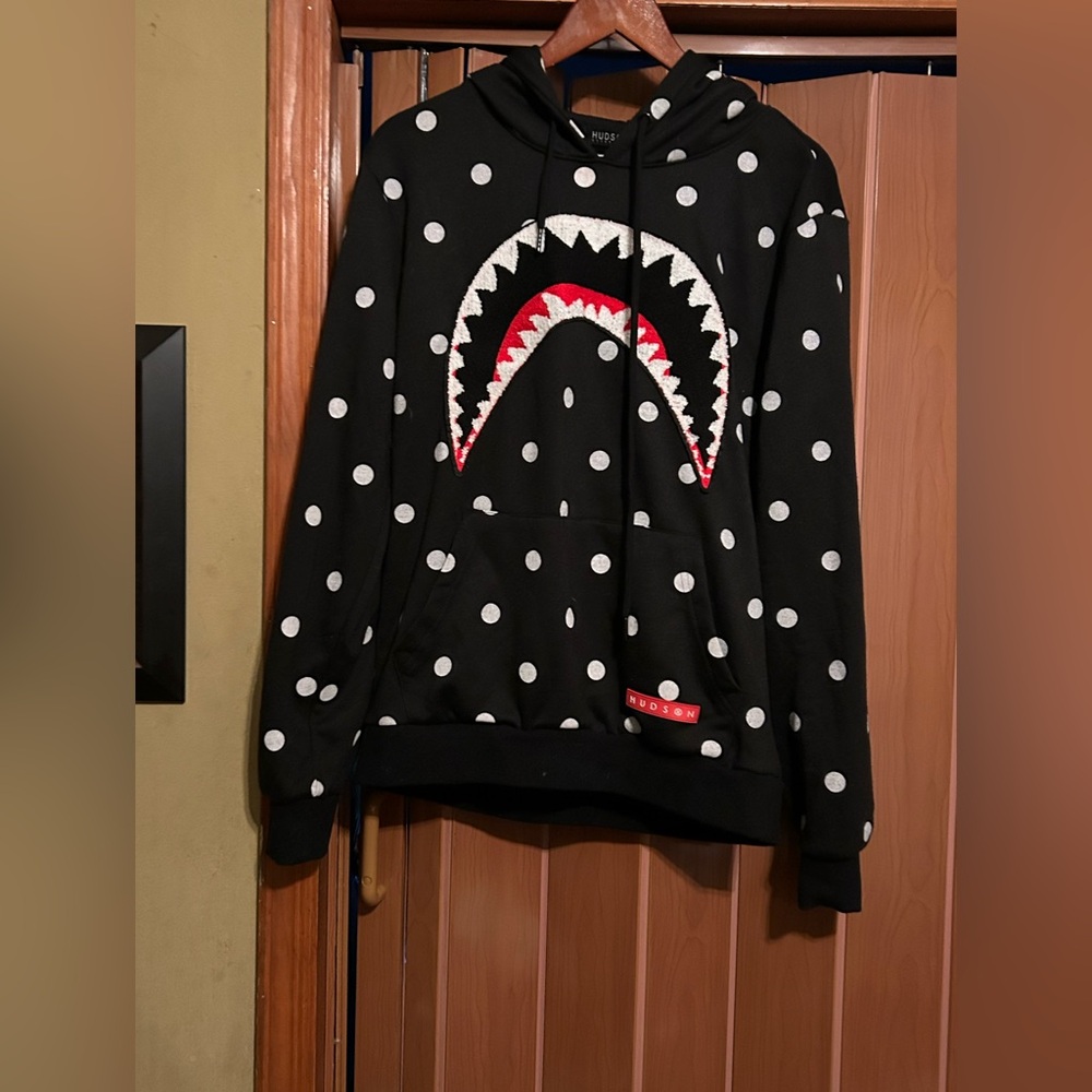 Hudson Outerwear Mens Sz S Shark Mouth Polka Dot Hoodie Sweatshirt Black